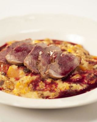 Пшенная каша с тыквой и утиной грудкой