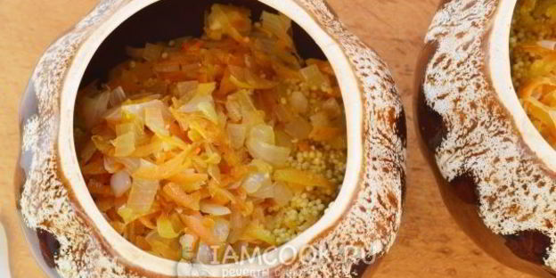 пшенная каша в горшочках