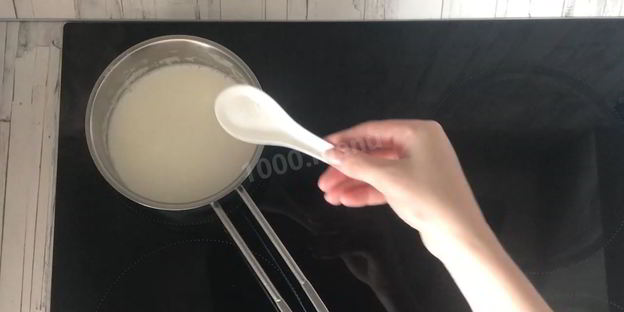 классическая рисовая каша на молоке