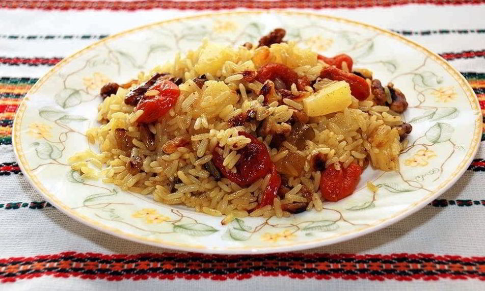 Рецепт постной рисовой каши с сухофруктами