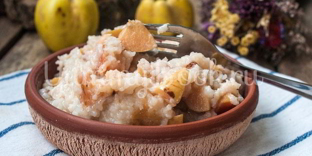 рисовая каша с айвой в мультиварке