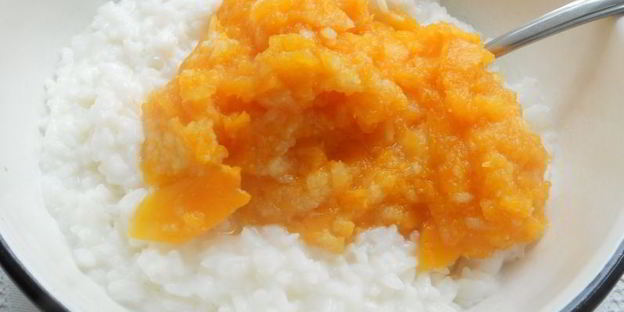 рисовая каша с айвой в тыкве