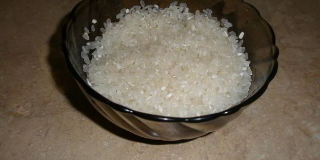 рисовая каша с изюмом в мультиварке на молоке