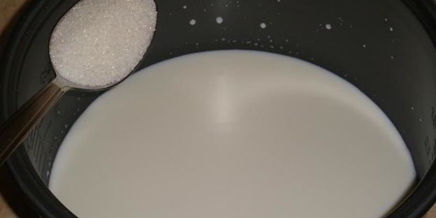 рисовая каша с изюмом в мультиварке на молоке