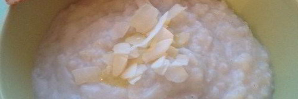 Рисовая каша с кокосом