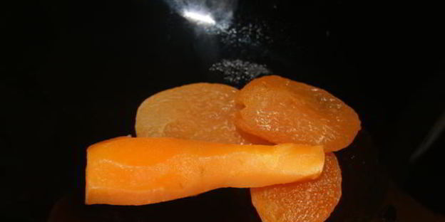 рисовая каша с морковью и курагой