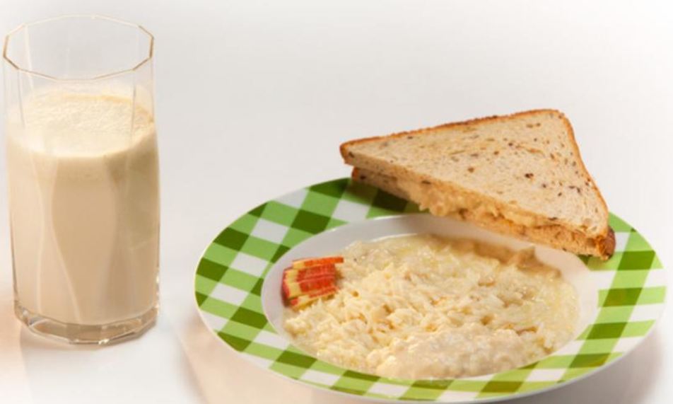 Рецепт рисовой каши с ревенем и тосты с кремом из ревеня