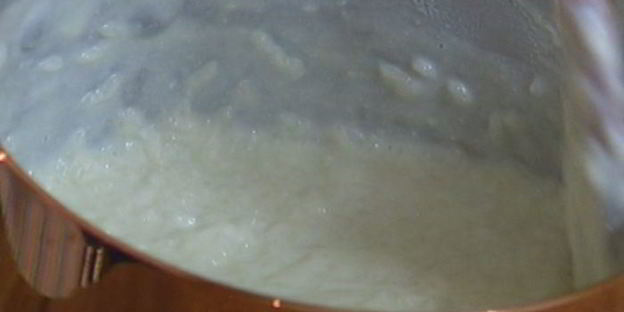 рисовая каша с шоколадом и кокосовой карамелью