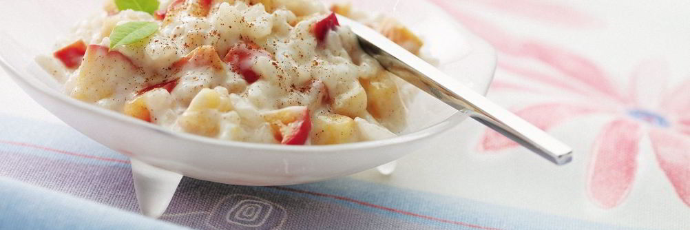 Рисовая каша с яблоками