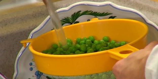 рисовая каша со сморчками и зеленым горошком