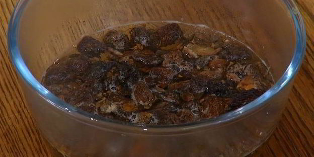 рисовая каша со сморчками и зеленым горошком