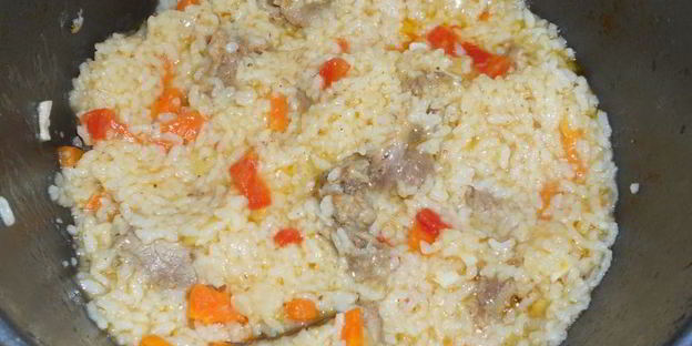 рисовая каша со свининой и овощами в мультиварке
