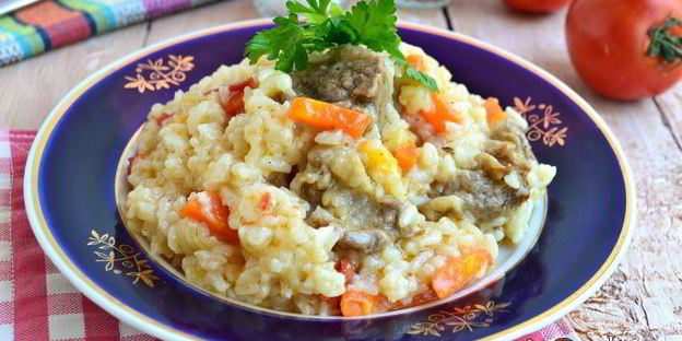 рисовая каша со свининой и овощами в мультиварке