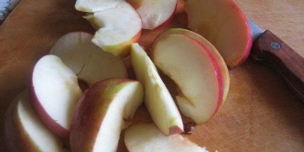 сливочная рисовая каша с яблоками