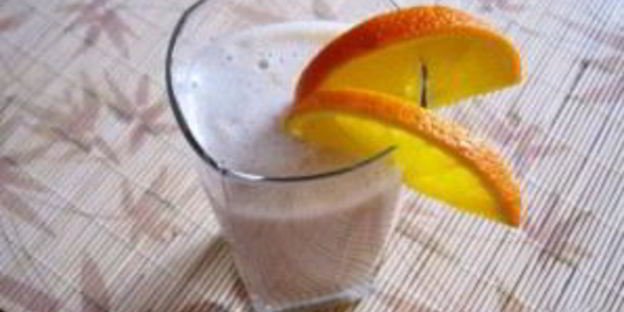 бананово-апельсиновый коктейль