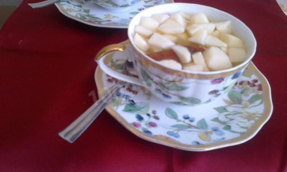 Рецепт чая с яблоками и корицей