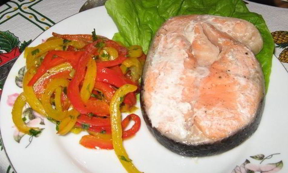 Рецепт горячей семги в собственном соку