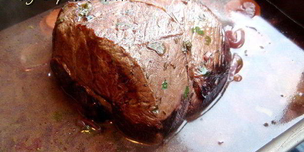 говядина тушенная с овощами