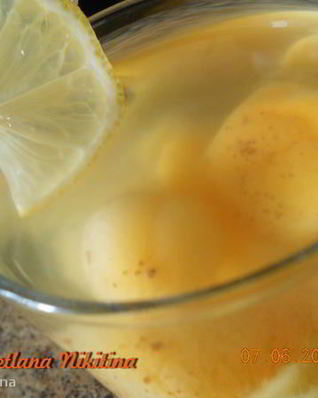 Имбирный чай с курагой