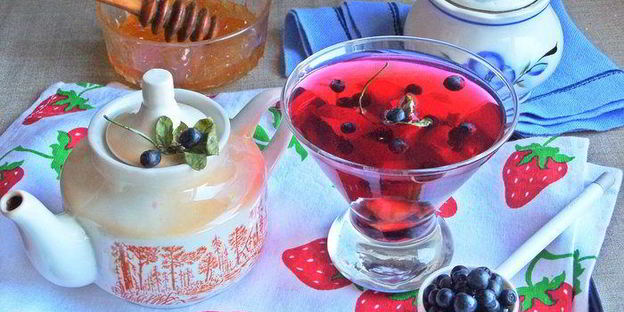 холодный чай из каркаде