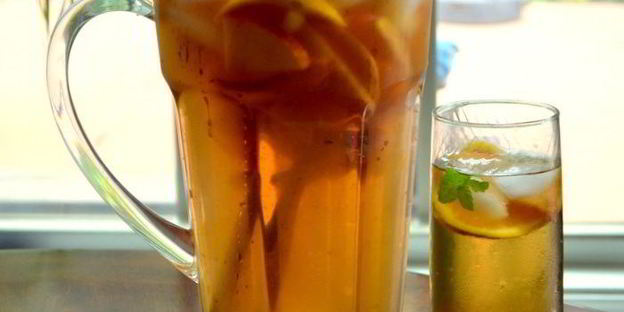 холодный чай с фруктами