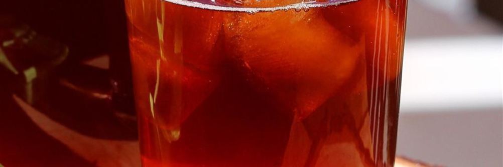 Холодный чай с лимоном