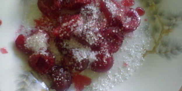 холодный чай с вишней