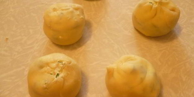 плацинды с творогом и зеленью