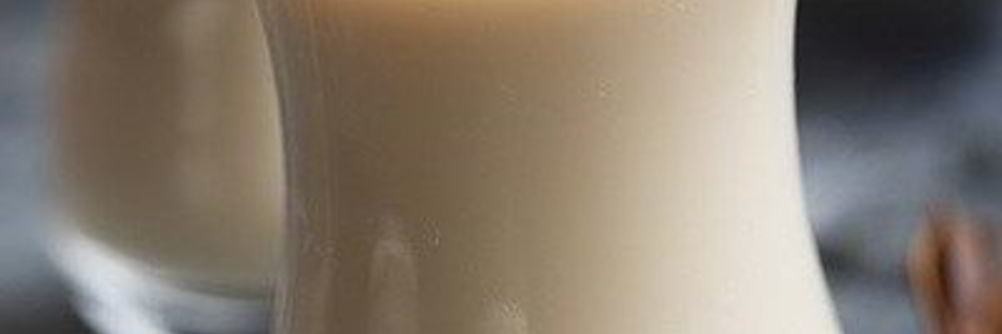 Пряный чай с молоком