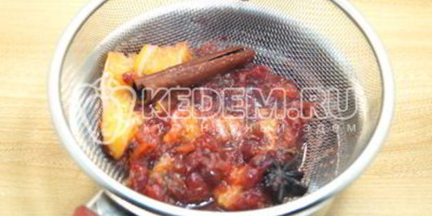 клюквенный безалкогольный глинтвейн