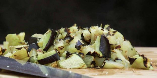 куриная печенка с соусом из глинтвейна