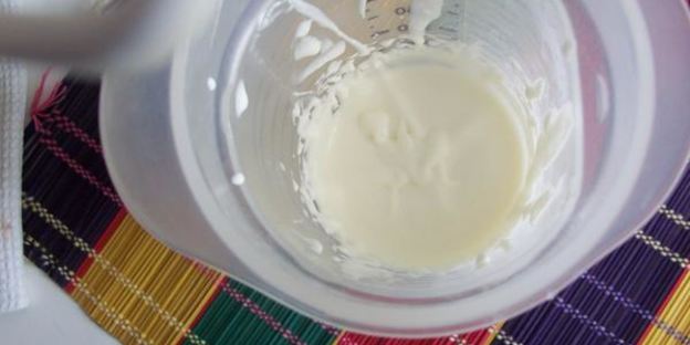 кисель клюквенный горячий со сливками