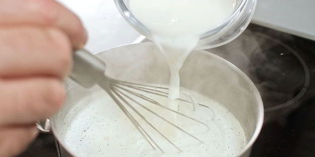 молочный кисель с ванилью