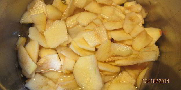 яблочный кисель с белым вином