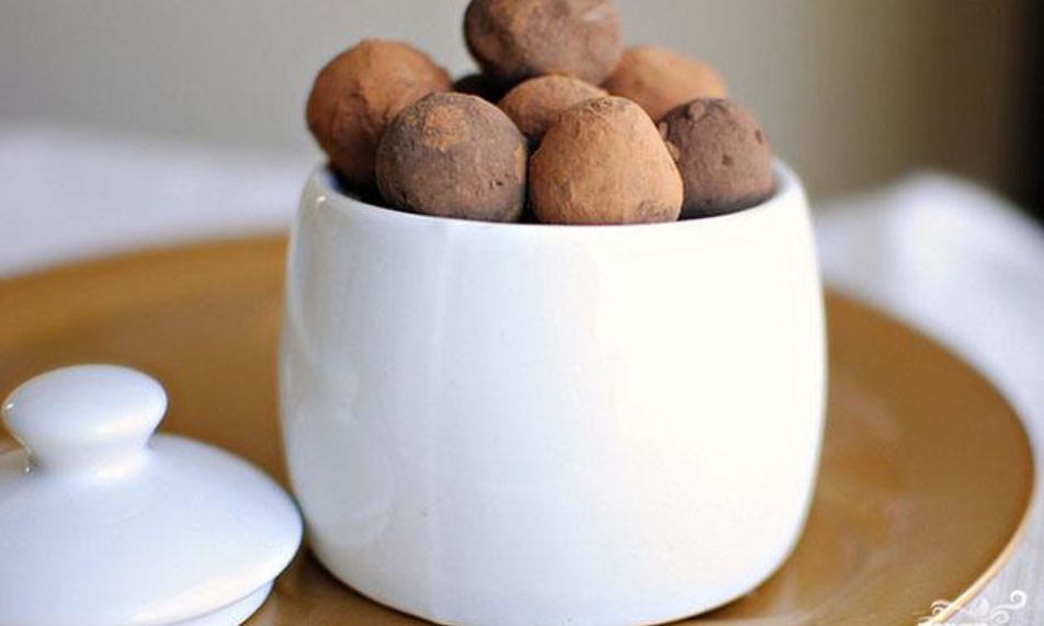 Рецепт шоколадных трюфелей с корицей и кофе