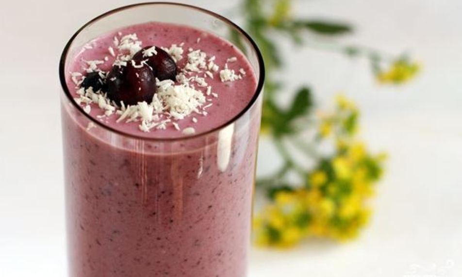 Рецепт кокосового коктейля с ягодами