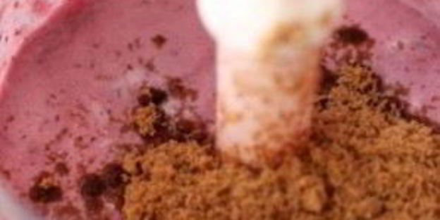 кокосовый коктейль с ягодами