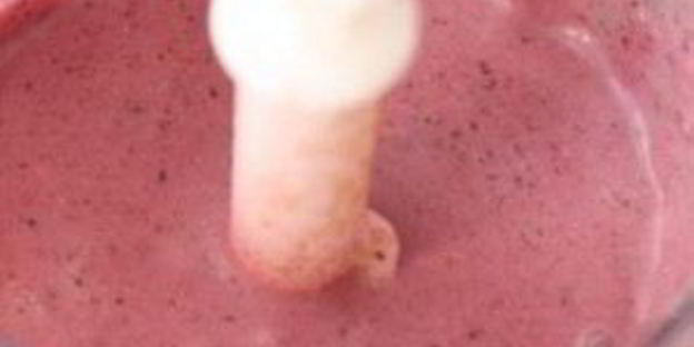 кокосовый коктейль с ягодами