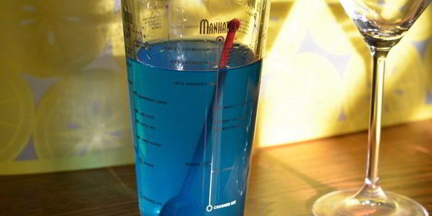 коктейль голубая лагуна