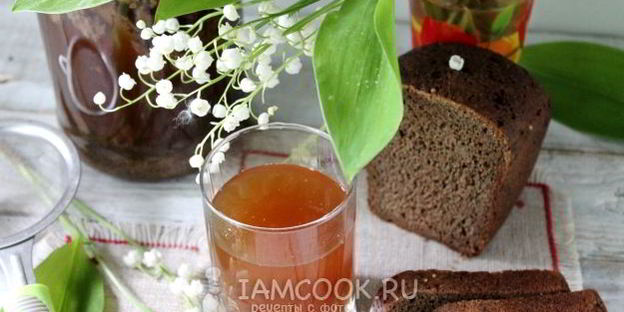 домашний квас из бородинского хлеба