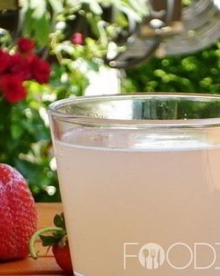 Клубничный квас