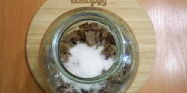 квас из ржаного хлеба без дрожжей