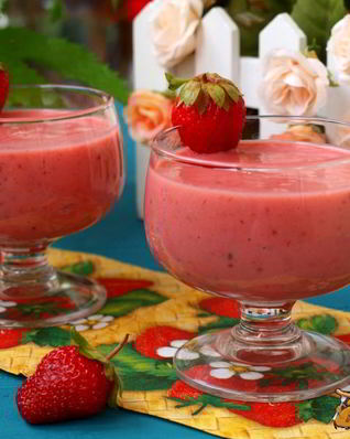 Клубничный ликер со сгущенкой