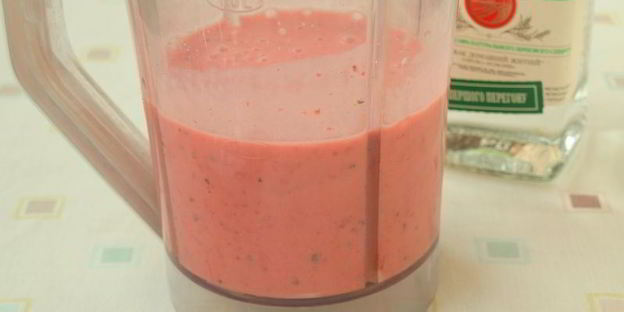 клубничный ликер со сгущенкой