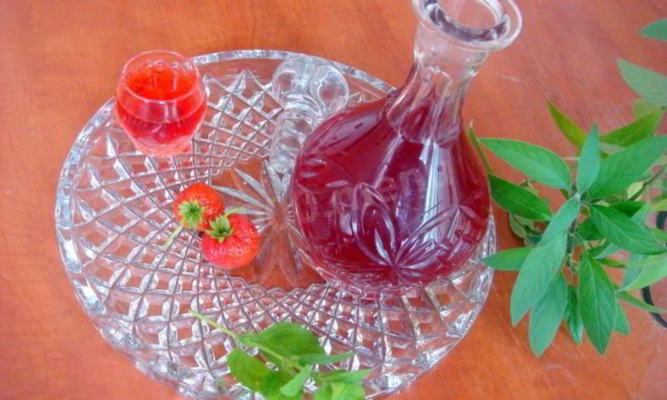 Рецепт клубничного ликера