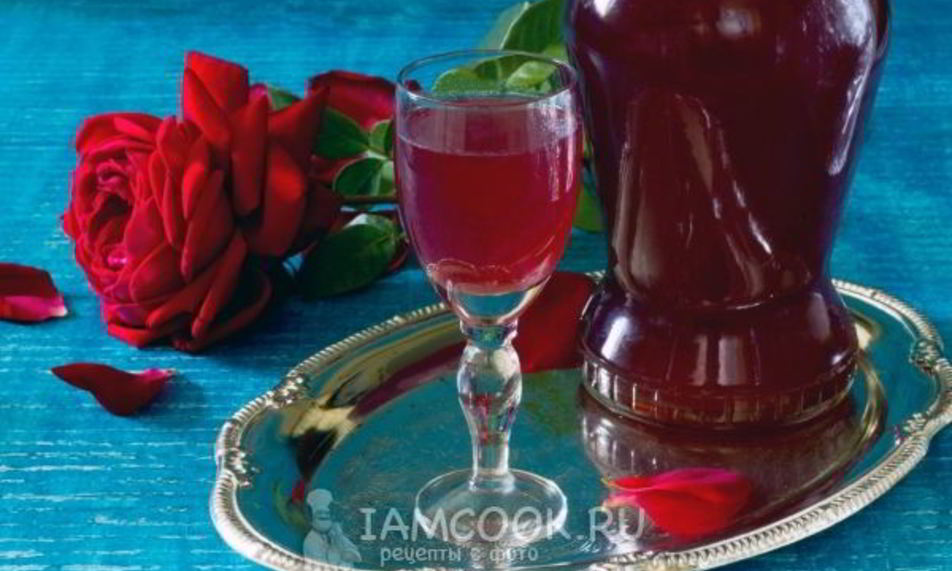 Рецепт ликера из лепестков роз