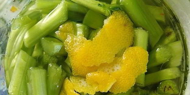 ликер из ревеня