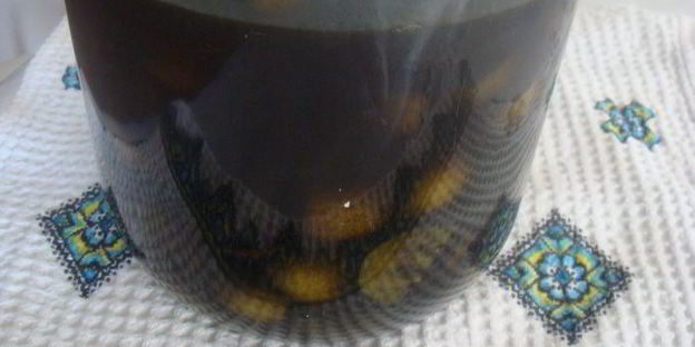 ликер из зеленых грецких орехов ночино