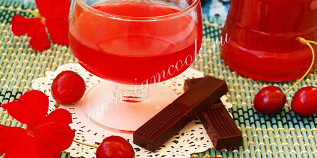 вишневый ликер