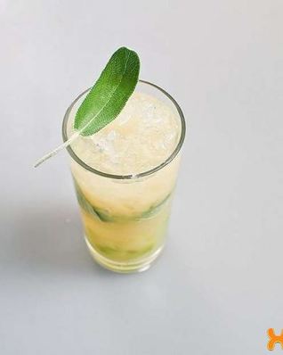 Лимонад грушевый с шалфеем